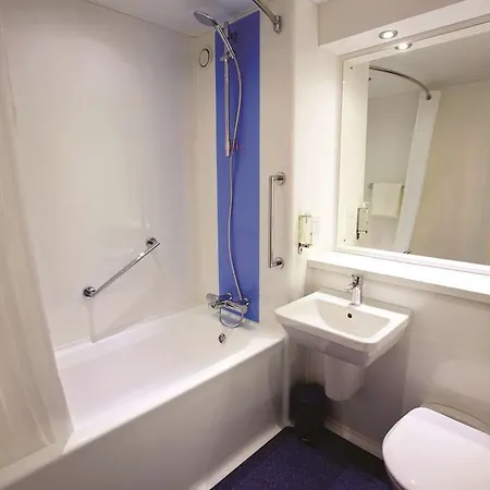 Travelodge Newquay Seafront Otel 3*
