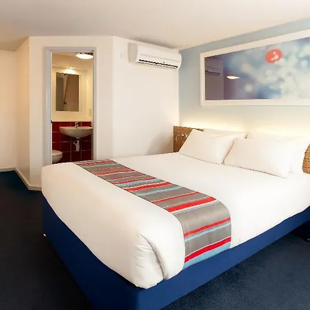 Travelodge Newquay Seafront Otel 3*