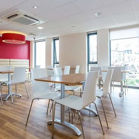 Otel Travelodge Newquay Seafront